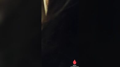 Kabit na Pinay Hindi Mapigilang Umungol Nang Kinantot sa Hallway