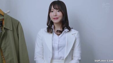 (RM) Married Secretary, Sweat And Kiss Filled Creampie Sex In The President's Office Yuuka Niizuma