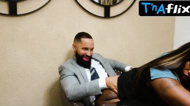 Reagan Kaufman Sexy Scene in The Dirty D