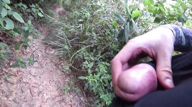 DICK FLASH IN FOREST: Sporty milf caught me jerking off and laughs at my huge cumshot