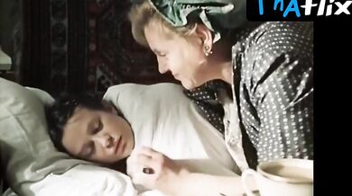 Marina Neyolova Sexy Scene in Fantazii Faryateva