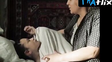 Marina Neyolova Sexy Scene in Fantazii Faryateva