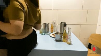 Sarap ng Beer Session Kaya Pinulutan Ang Empleyado ni Bossing - Pinay Scandal 2024