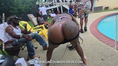 POOL PARTY #29