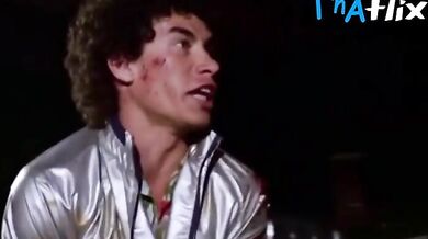 Claudia Otero Breasts, Bikini Scene in O Sonho Nao Acabou