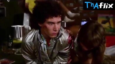 Claudia Otero Breasts, Bikini Scene in O Sonho Nao Acabou