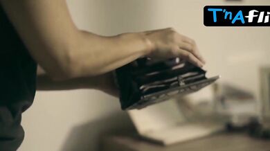 Macarena Garcia-Romero Sexy Scene in Mujeres Asesinas