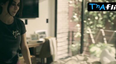 Macarena Garcia-Romero Sexy Scene in Mujeres Asesinas