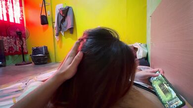 Chupa habang nag lalaro. Habang wala si kumpare.