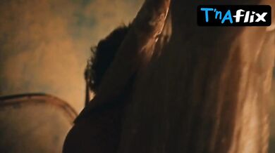 Carla Salle Sexy Scene in Guerreiros Do Sol