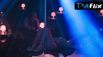 Elsa Lekakou Sexy Scene in Broadway