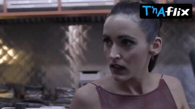 Janet Kidder Lesbian, Butt Scene in Dead Awake