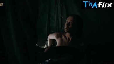 Paulina Szostak Butt, Breasts Scene in Belfer