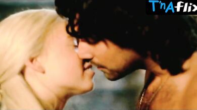 Milly Alcock Butt, Breasts Scene in House Of The Dragon