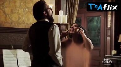 Lisseth Chavez Sexy Scene in Dc's Legends Of Tomorrow