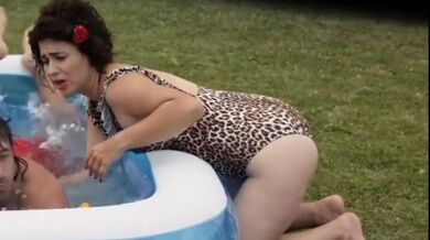 Mirna Medakovic Butt, Bikini Scene in Bogu Iza Nogu