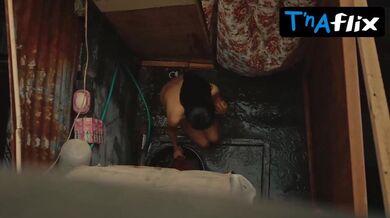 Queenie De Mesa Butt, Breasts Scene in Tusok Tusok