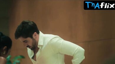 Racquel Enriquez Butt, Breasts Scene in Kandungan