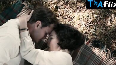 Hermione Corfield Butt Scene in Outlander: Blood Of My Blood