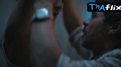 Ravshana Kurkova Sexy Scene in Otkrytyy Brak