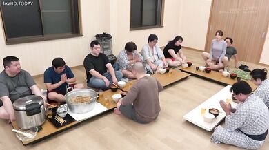 English Subtitle A Day-long Interview With The Only Woman In A Sumo Stable - HIBIKI OTSUKI