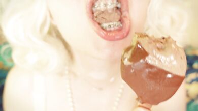 BRACES fetish ASMR video with great CHEWING SWALLOWING SOUNDS