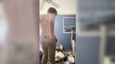 Trying on khakis after working out for 30 days