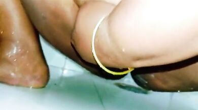 Desi Girl Shaves Pussy & Dirty Talks - Hot Nude Bengali Bhabhi Sex Video HD