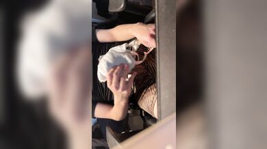 女友達の水色のブラに射精