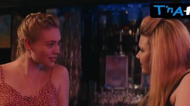 Lucy Pinder Breasts, Bikini Scene in Me, Myself And Di