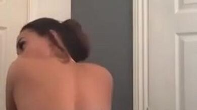 Bbronte - thong twerk