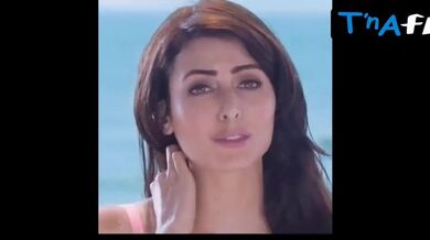 Mandana Karimi Lesbian, Bikini Scene in Mandana Karimi Hot Clips