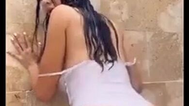 Lyna Perez nude boobs n twerk