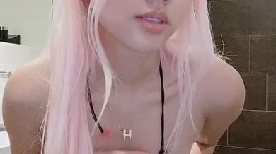 ❤️ by vyvanle from OnlyFans | Coomer