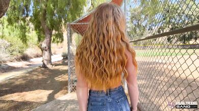 Penelope Snaps, 2160p