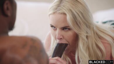 Smelling My MILF's Older Dentist