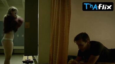 Mathilde Bundschuh Butt, Breasts Scene in Operation Zucker - Jagdgesellschaft