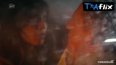 Vita Tepel Underwear Scene in Pumpen