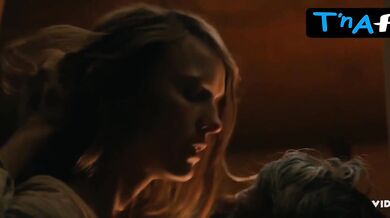 Amanda Collin Sexy Scene in The Promised Land