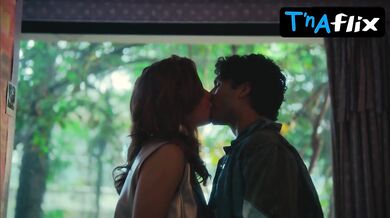 Francisca Estevez Sexy Scene in Los Billis