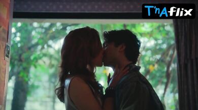 Francisca Estevez Sexy Scene in Los Billis