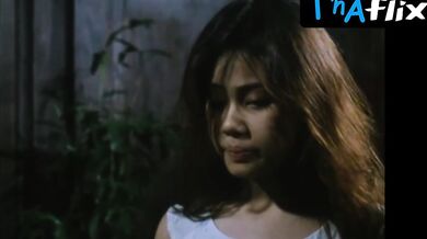 Criselda Volks Breasts Scene in Mananayaw