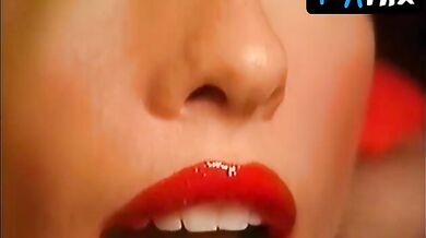 Analia Maiorana Breasts Scene in Divas En Exceso