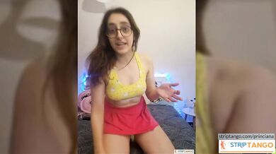 Special Hot brunette Live sex shows