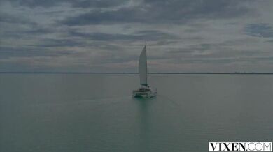 She Couldn’t Resist a Naughty Vacation with Stranger (Alberto Blanco, Liya Silver)