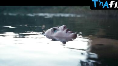 Rosa Jaranovic Breasts Scene in Solo Female