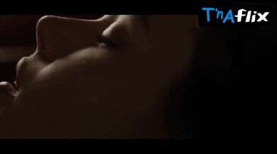 Isis Valverde Butt, Breasts Scene in Faroeste Caboclo