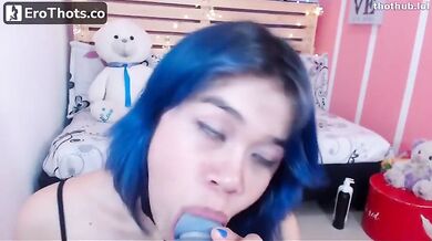 Lila dildo blowjob 3