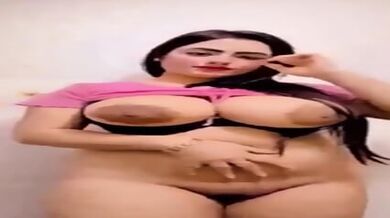 Tiktoker Anisha Momo