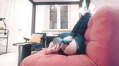 NowFace Baby Anal In Jeans